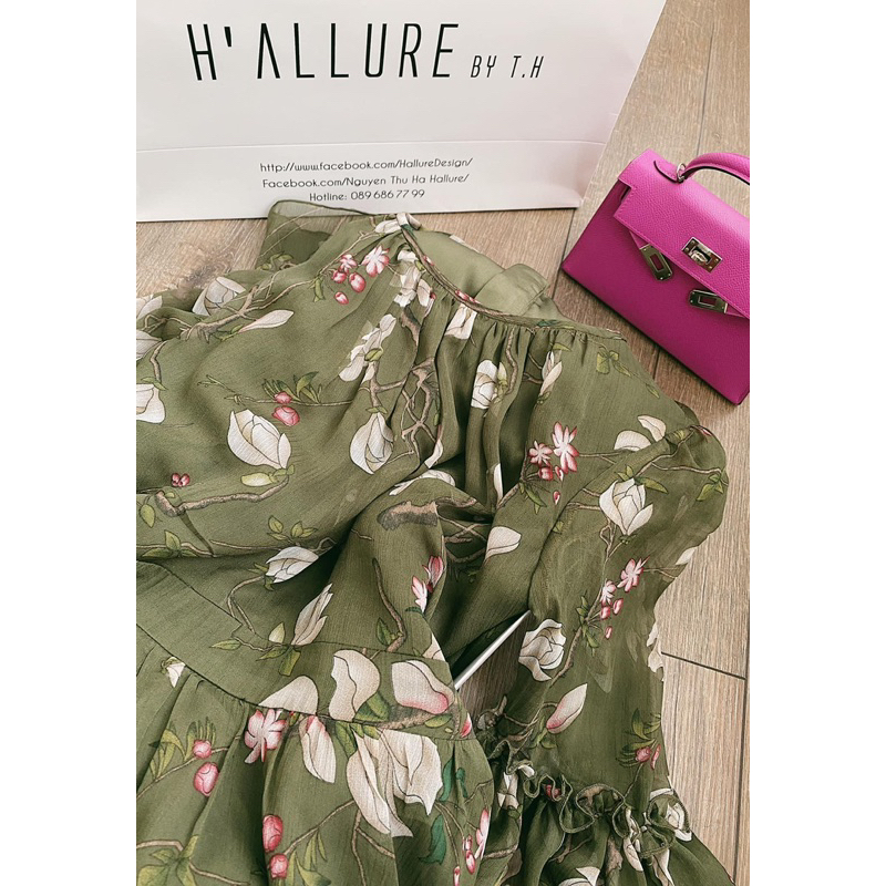 Thanh lý váy xanh Hallure S