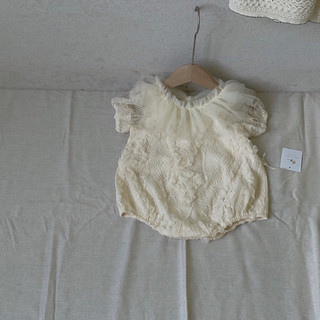 Suit liền thân ren hoa nổi đầy tháng thôi nôi cho bé Tiệm Su Kids