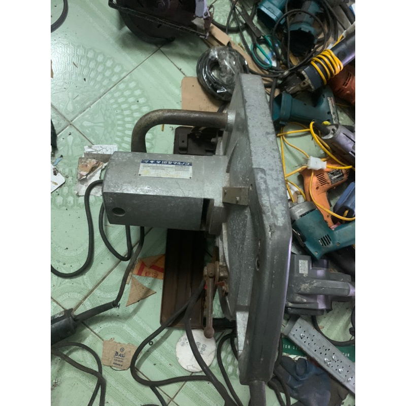 Cưa đĩa Makita nhật bãi lươi 380 sử dụng điện 220v