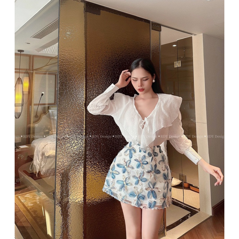 Set Áo Sơmi Bèo Chân Váy Hoa Ngũ Sắc