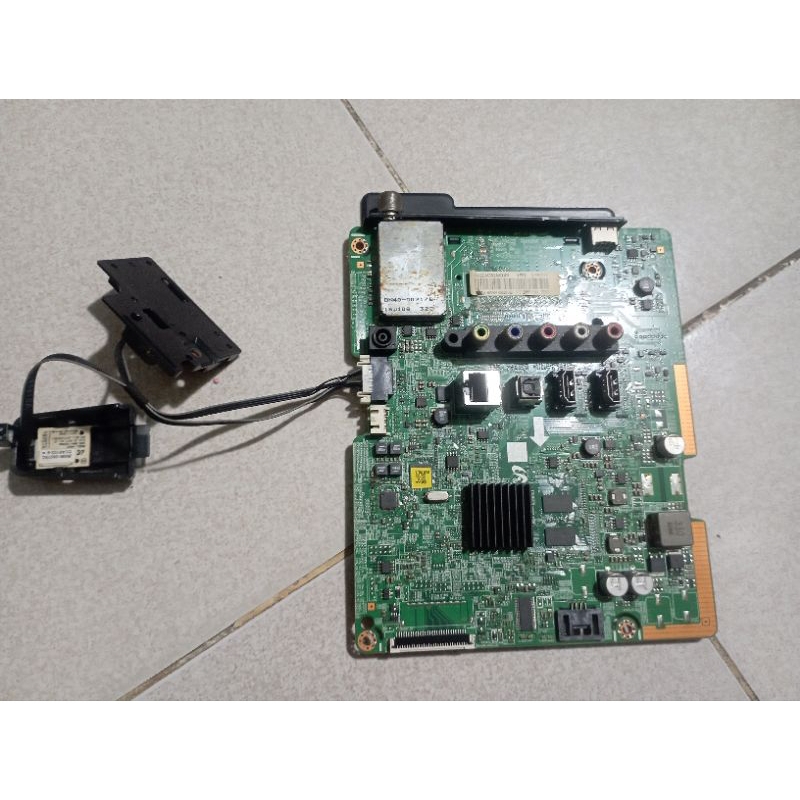 Samsung 32J4303AK