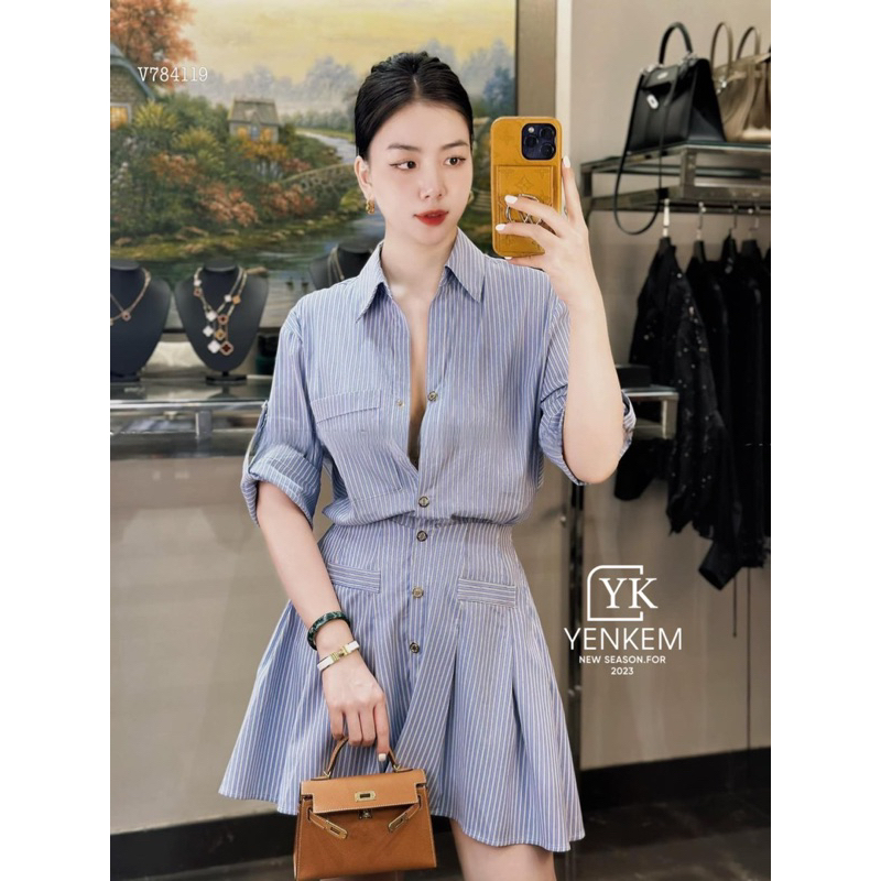 Váy Sơ Mi Kẻ Xanh Khuy Ngực Chiết Eo KYE • Melanie Boutique