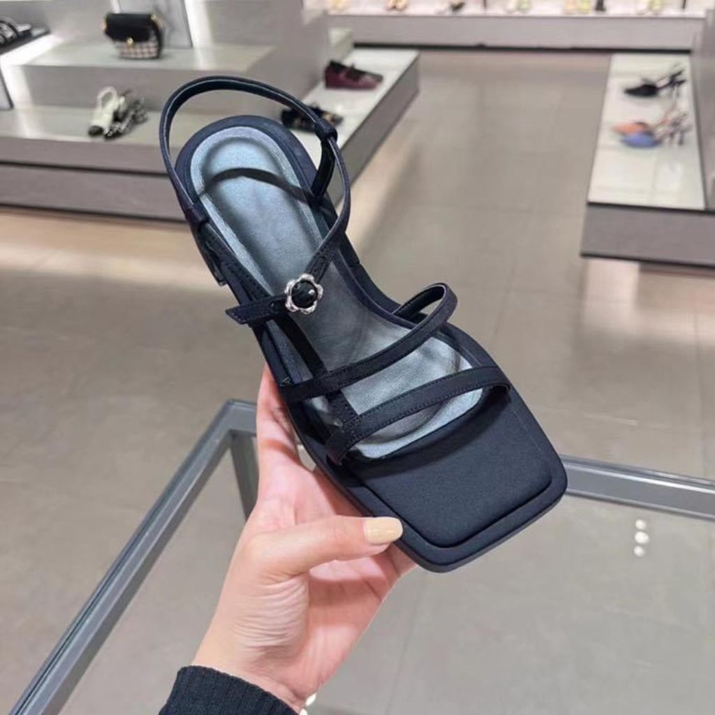 Sandal nữ, dép sandal nữ quai mảnh gót vuông cao 5cm hàng xuất Full box giấy gói nến cao cấp - SD62
