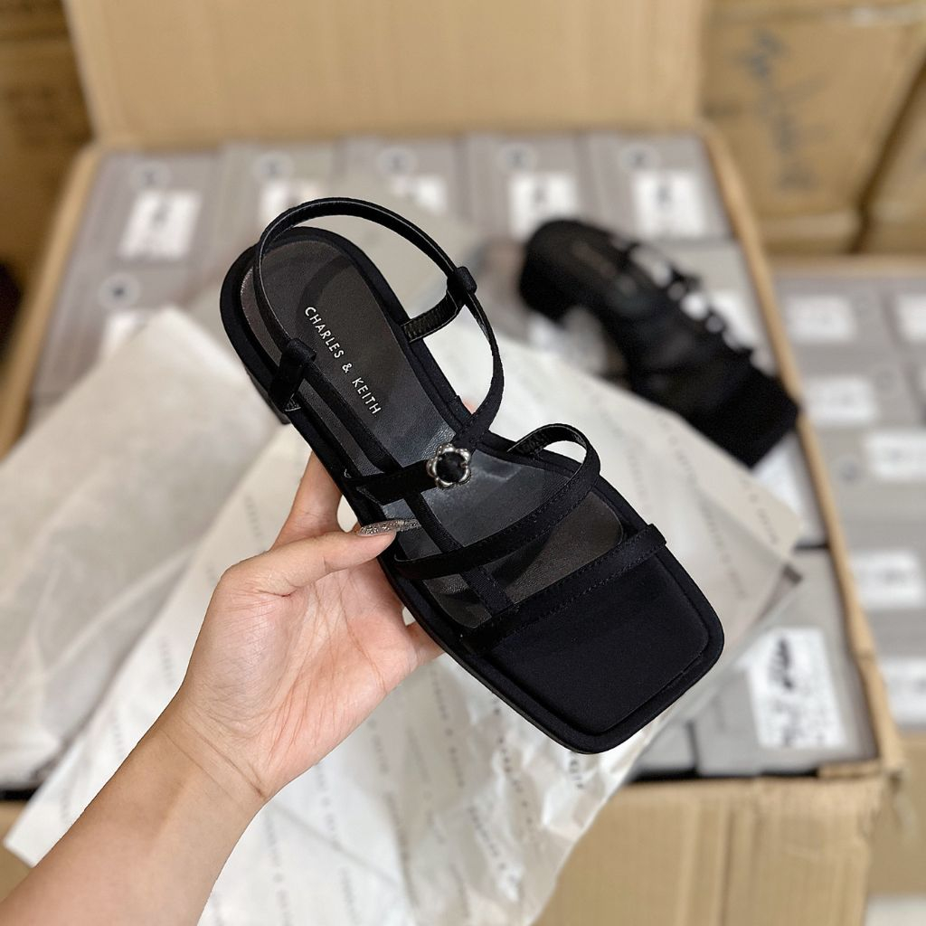 Sandal nữ, dép sandal nữ quai mảnh gót vuông cao 5cm hàng xuất Full box giấy gói nến cao cấp - SD62