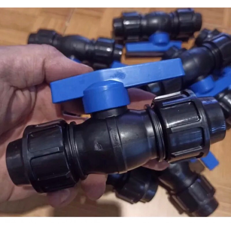 Van 20 nước xạch Hdpe khoá 20 Hdpe