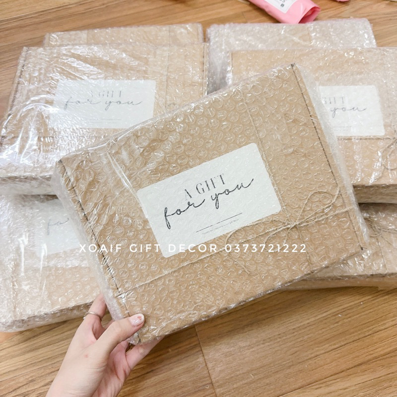 Khung ảnh thiết kế quà tặng sinh nhật, kỉ niệm ngày yêu tặng hộp quà