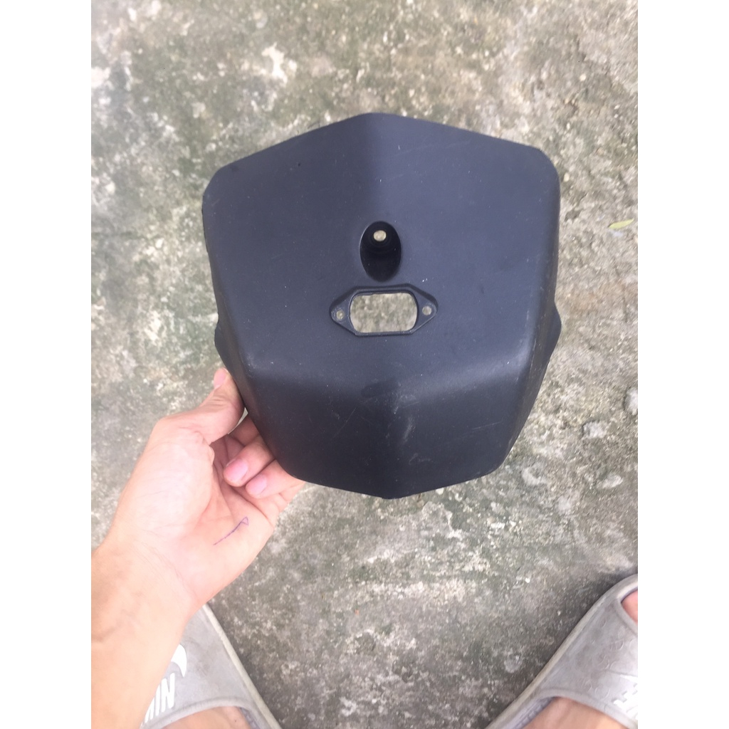 Nhựa ốp gầm sạc Xmen
