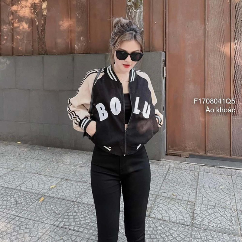 Áo khoác tay dài phối sọc ngực thêu chữ năng động!