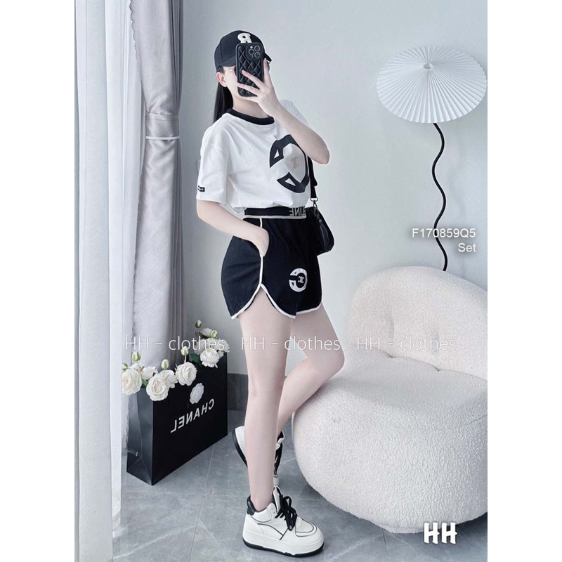 Set bộ áo thun croptop ngực phối chữ c kèm quần short cá tính VIENS STORE