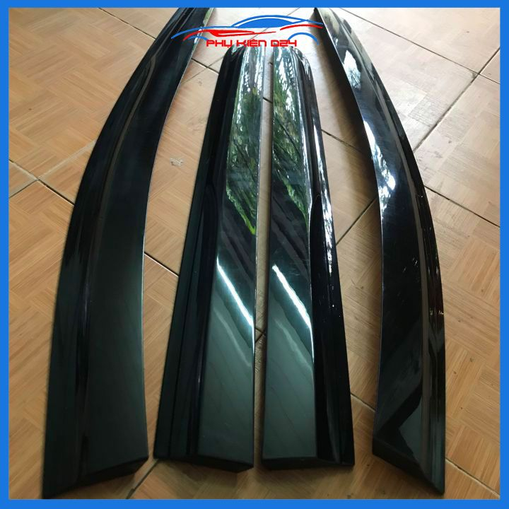 Vè che mưa cho xe Hyundai Stargazer 2022-2023-2024 vè đen