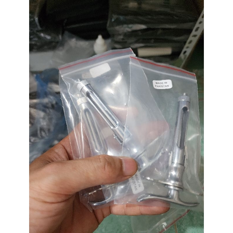 Bơm tiêm nha khoa - bơm hút thường và bơm hút ngược