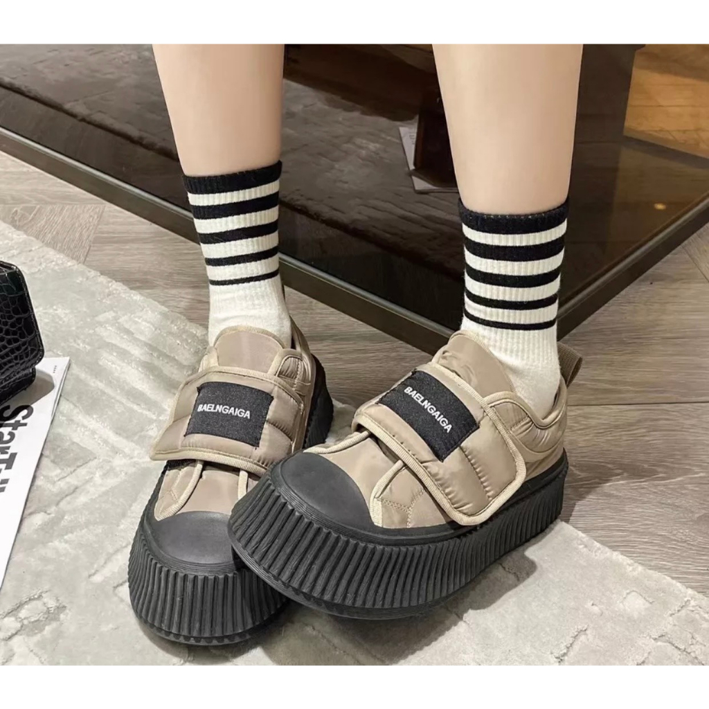 Giày Sneaker cá tính