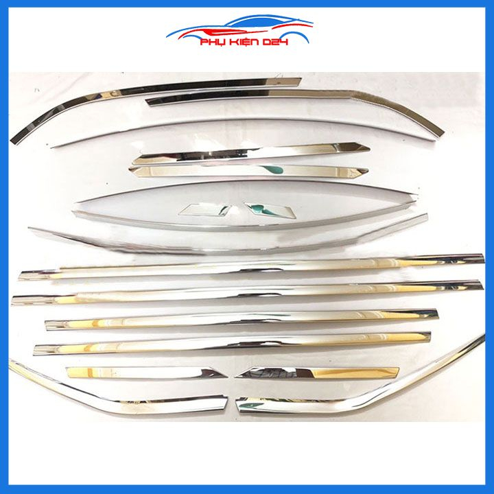 Bộ nẹp viền chân cong kính Inox cho xe ô tô Huyndai Stargazer 2022-2023-2024
