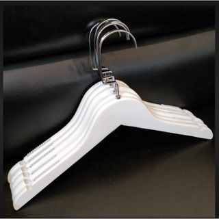 MÓC GỖ TRẮNG TREO QUẦN ÁO-MẮC GỖ NỮ CỔ TRÒN MÀU TRẮNG-PHỤ KIỆN QUẦN ÁO SHOP THỜI TRANG-VẬT DỤNG THIẾT YẾU  GIA ĐÌNH