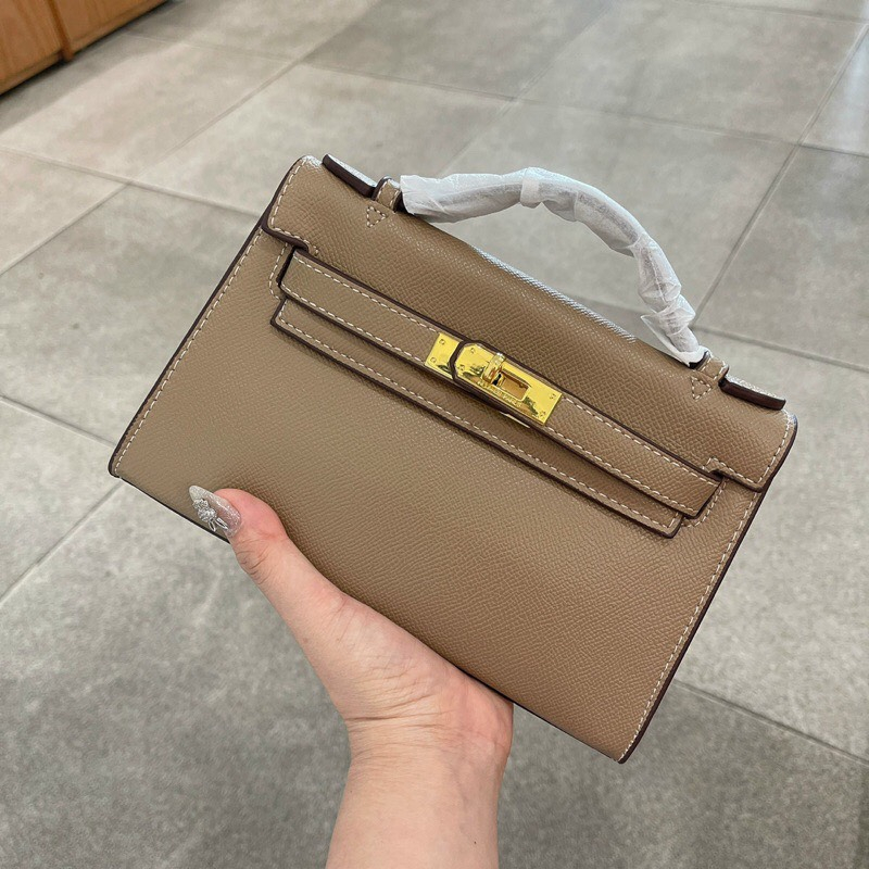 Túi Hờ Mờ khoá vàng dáng ngang size 21 có 2 dây đeo  - mã HMN126