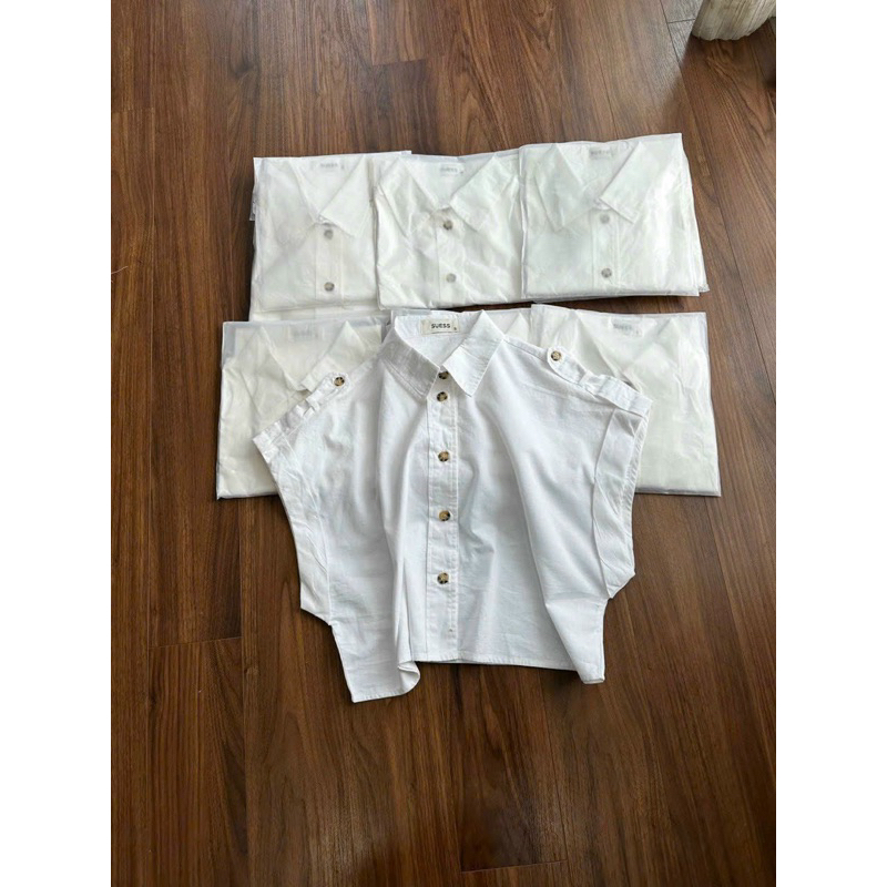 Áo kiểu lửng tay con