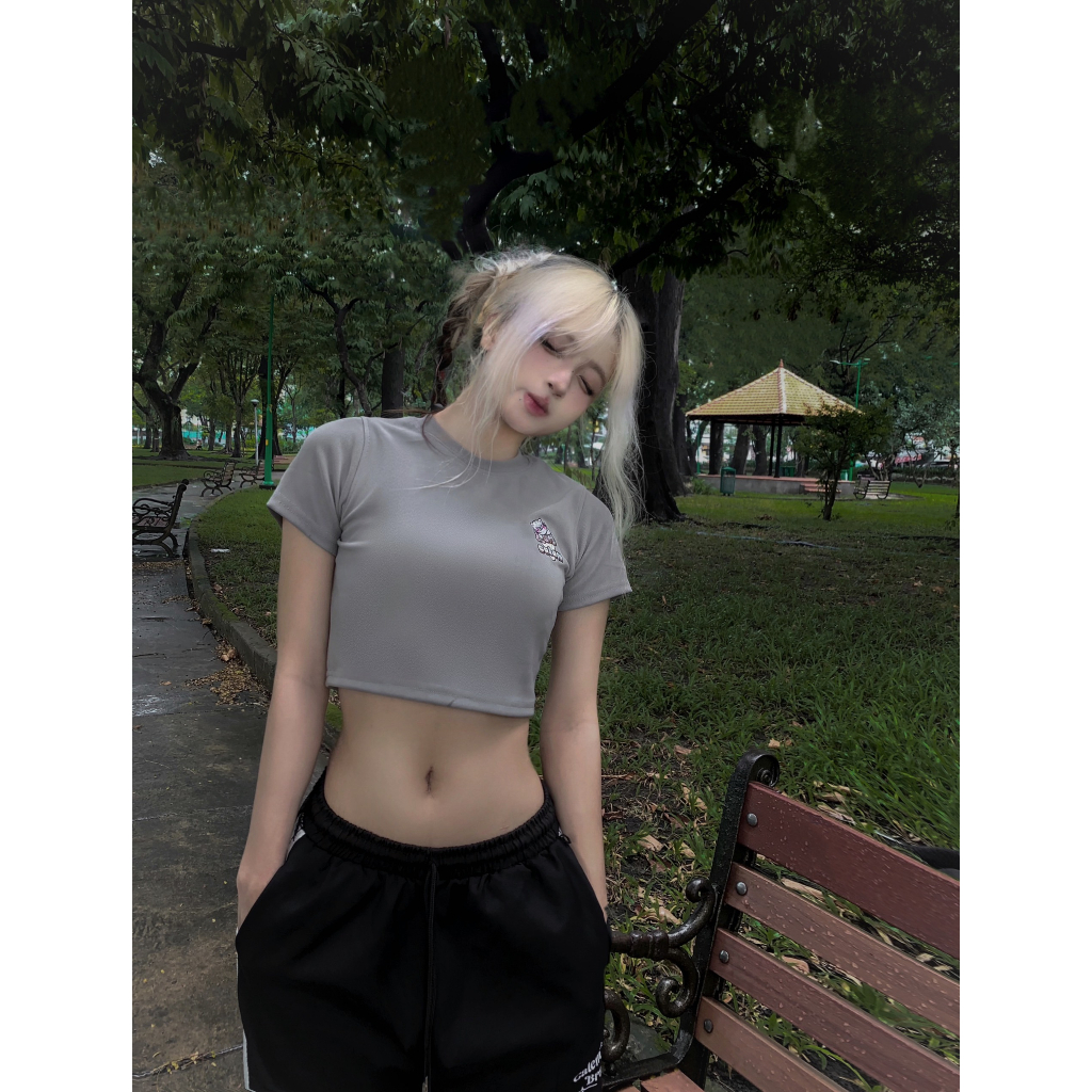 Áo Croptop nữ thêu CAT tay ngắn form ôm body brand Calem Club