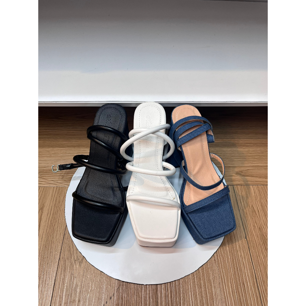 Giày gót đúp 3 dây chiến binh lên chân cực xinh cao 12cm.