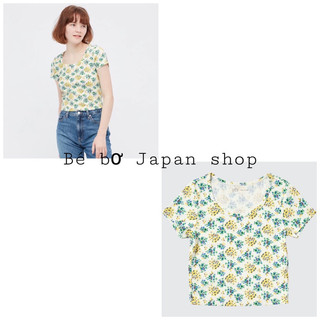 Áo thun UT dáng croptop họa tiết hoa cỏ - Uni Nhật