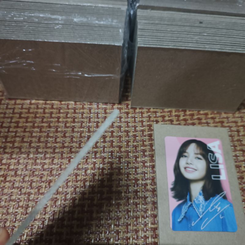 20 Tấm Bìa Lạnh carton dùng để ship card dày 2.5 mm , size 8*12 cm
