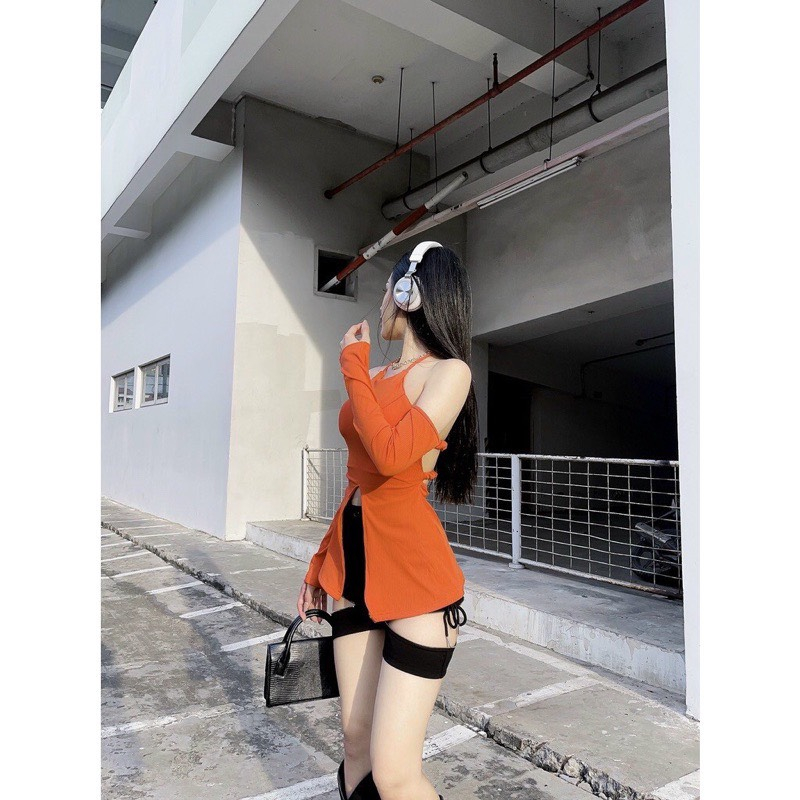 Áo kiểu xẻ tà cổ yếm tay dài sang chảnh