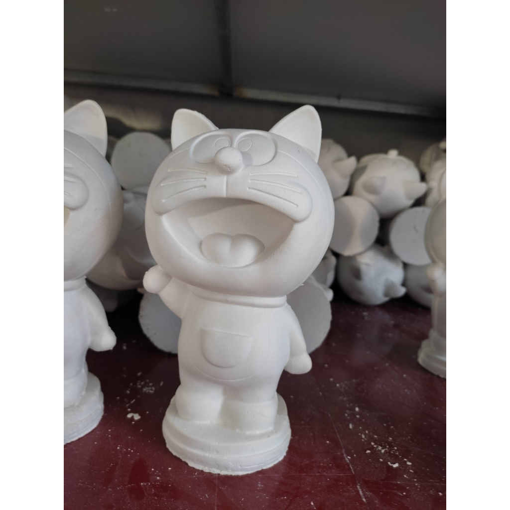 Tượng DORAEMON thạch cao tô màu