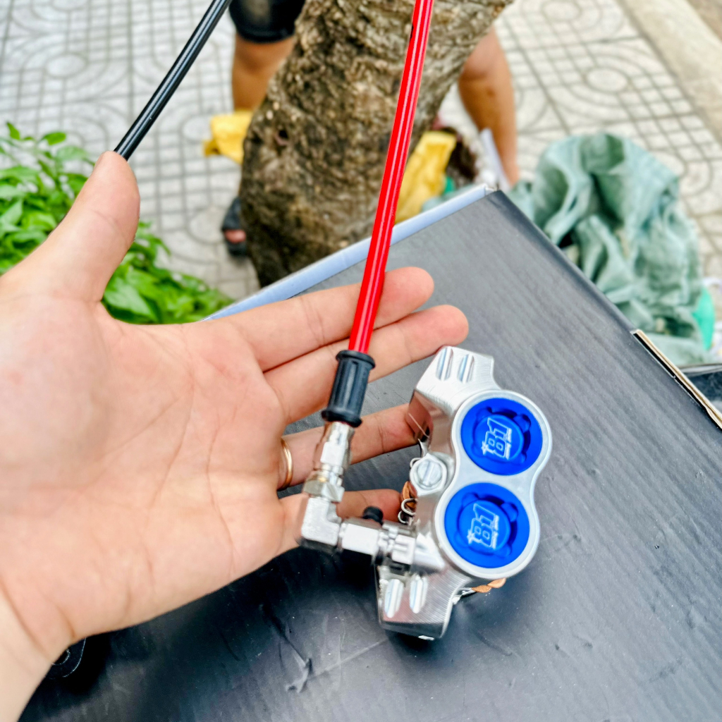 Dây dầu hel 90 độ Đầu inox 304 Njssin 81cnc