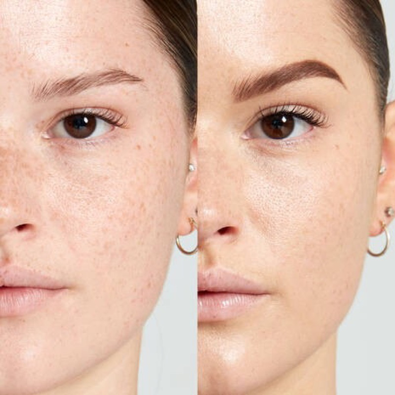 Kem nền căng bóng Nyx Born To Glow Naturally Radiant Foundation 30ml