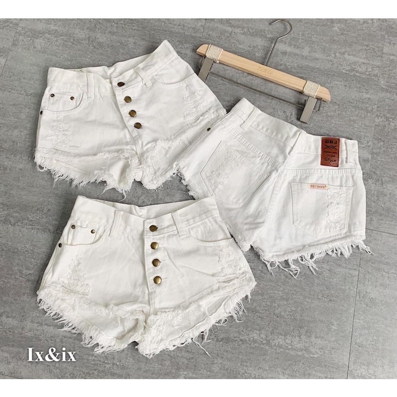 Quần Sooc Jeans Rách 4 Khuy Vàng Siêu Hot