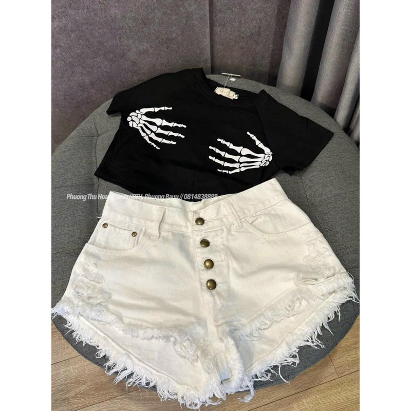 Quần Sooc Jeans Rách 4 Khuy Vàng Siêu Hot