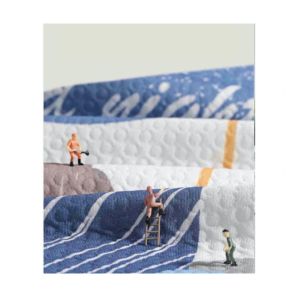 Tấm lót chống thấm cho bé 4 lớp, thoáng khí, có thể giặt được size 50x70 và 80x100cm.