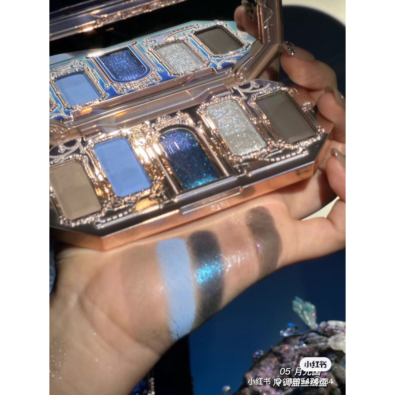 Bảng phấn mắt Flower Knows dòng Moonlight Mermaid