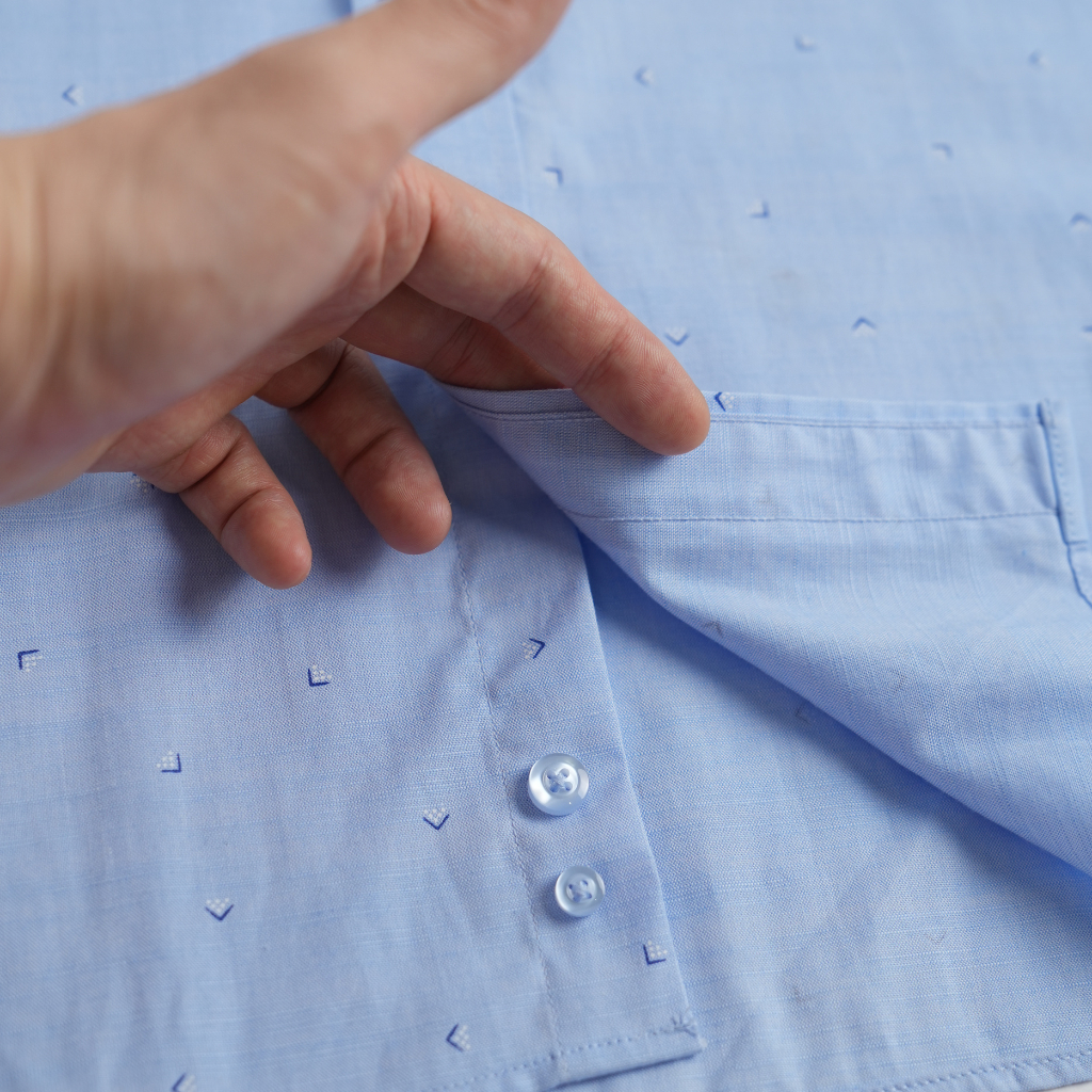 Áo sơ mi nam cộc tay họa tiết Phan Nguyễn, chất liệu sợi tre mêm mát, thấm hút tốt, nhanh khô, thiết kế hiện đại SMC.396