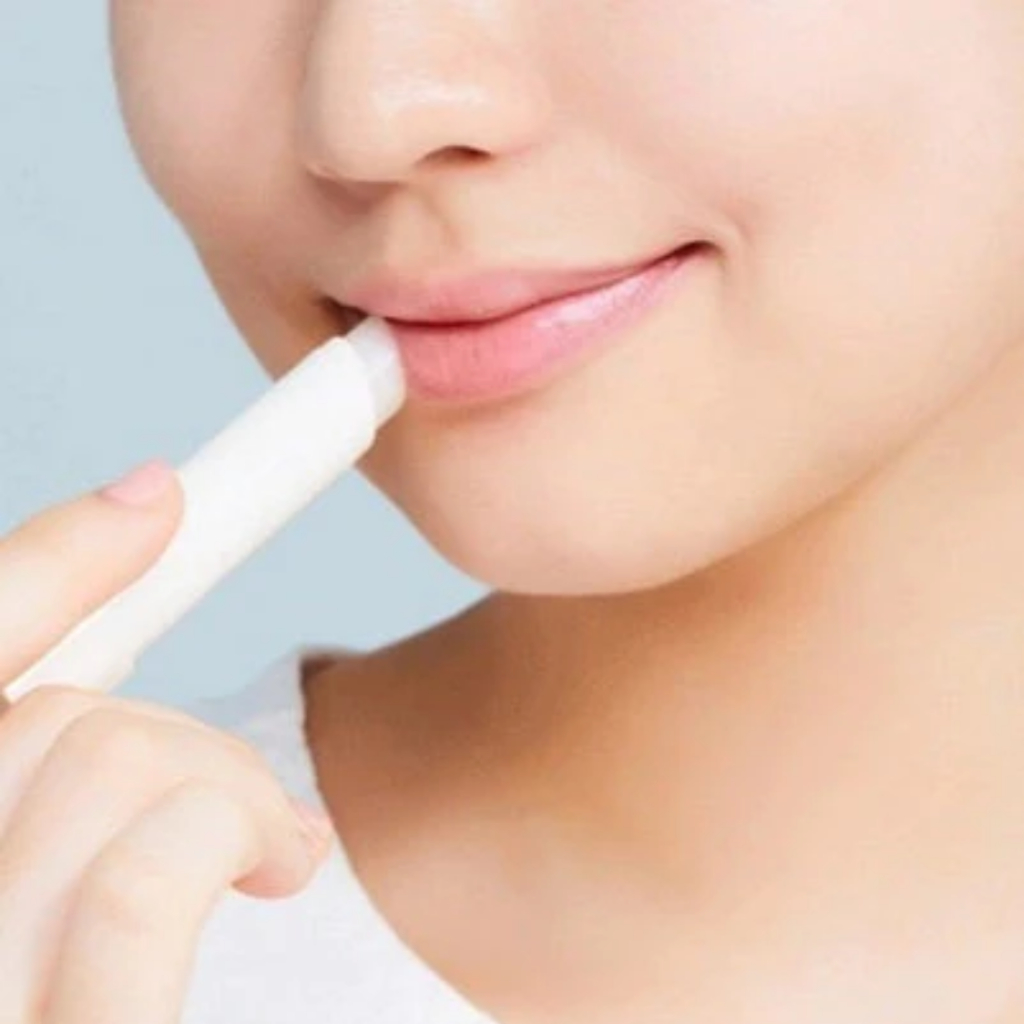 Son Dưỡng Môi Không Màu Innisfree Canola Honey Lip Balm