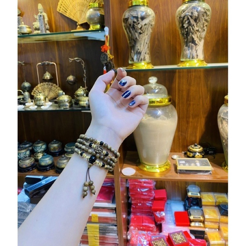 Vòng Tay Trầm Hương 108 Hạt Mix Hoa Sen Và Đá Mang Tài Lộc