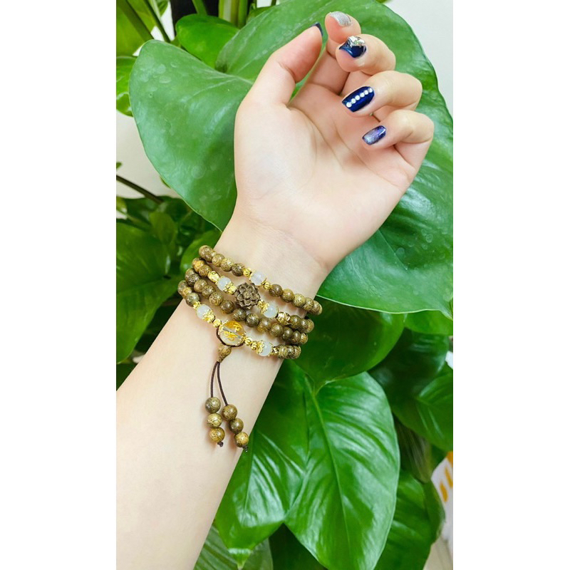 Vòng Tay Trầm Hương 108 Hạt Mix Hoa Sen Và Đá Mang Tài Lộc