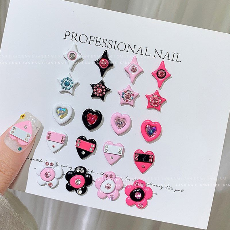 Charm bươm xích-charm sao 4 cánh đá nail cao cấp mới