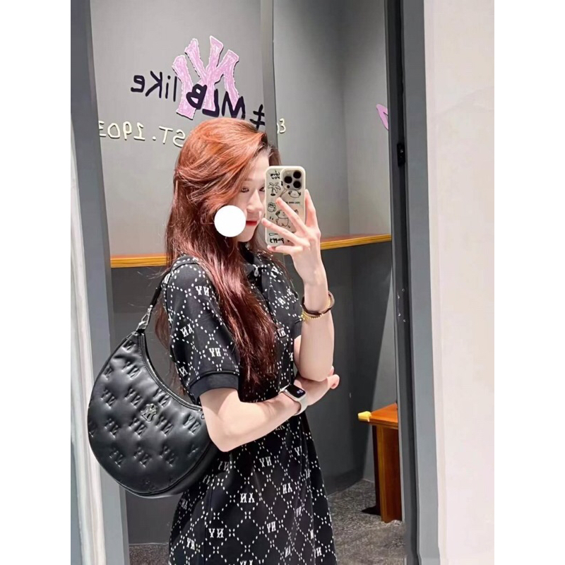 Túi kẹp nách m lb dáng tròn kèm dây đeo chéo