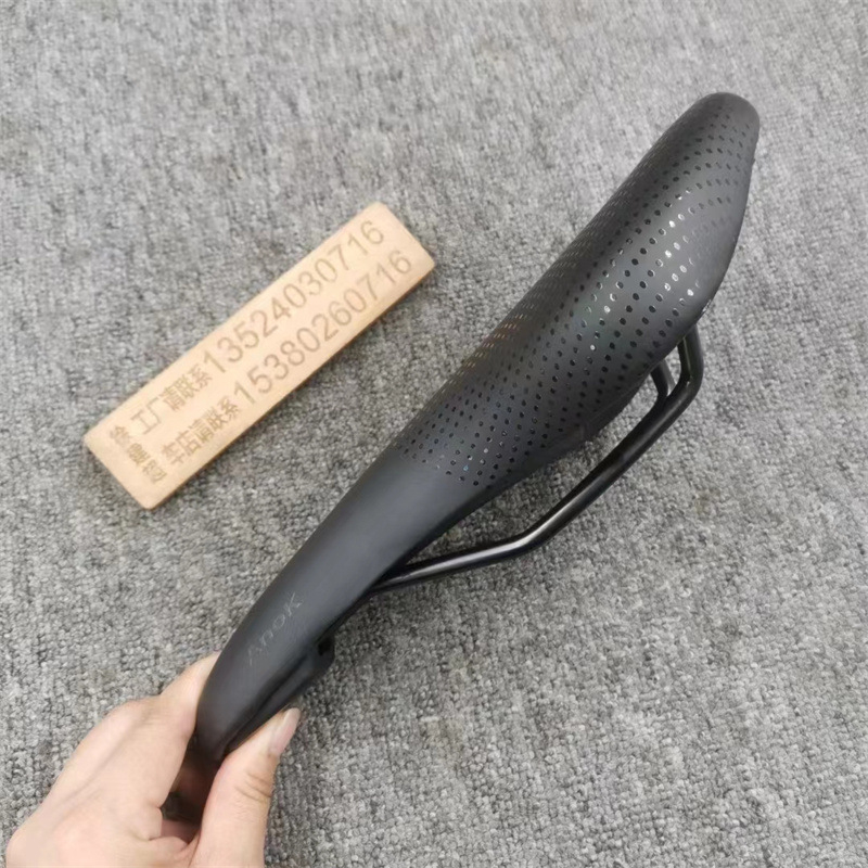 Yên xe đạp Anok da PU form thể thao