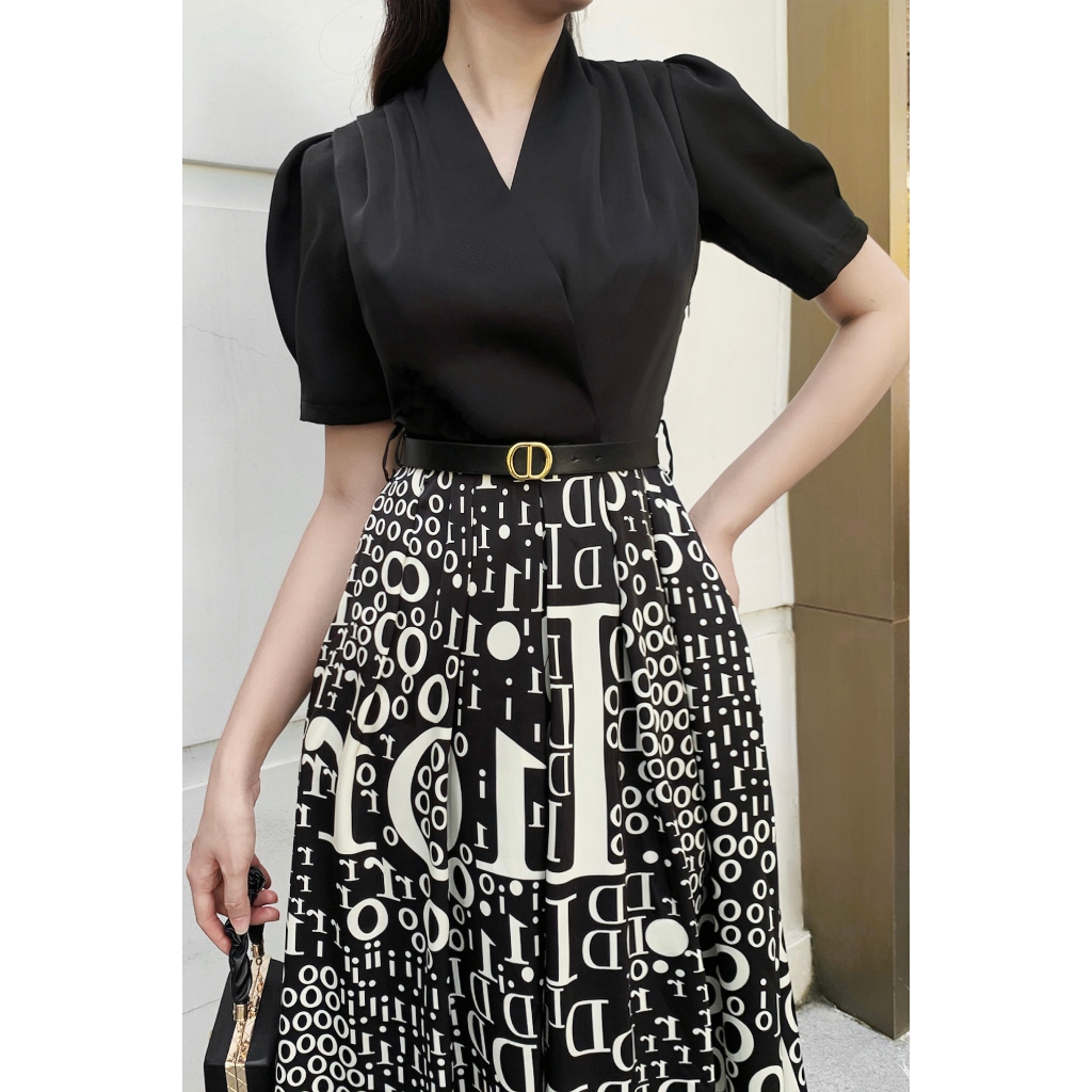 V257 - Váy xòe thắt eo dio, có đai vải kèm theo