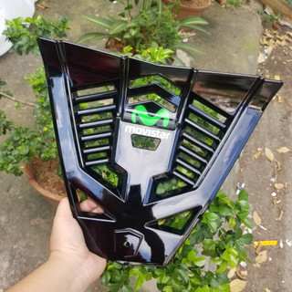 Tam giác chắn bùn hàng loại 1 dành cho Exciter 150 ( giao chữ ngẫu nhiên)
