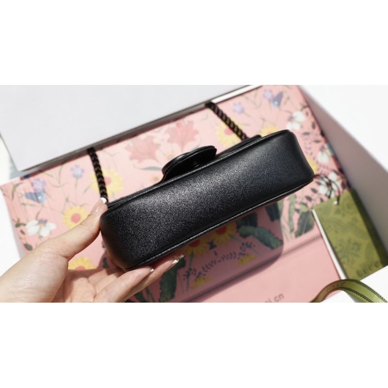 Túi xách tay dành cho nữ G.C BLACK bản đen khóa lì da bò cực chuẩn kèm hộp nam châm