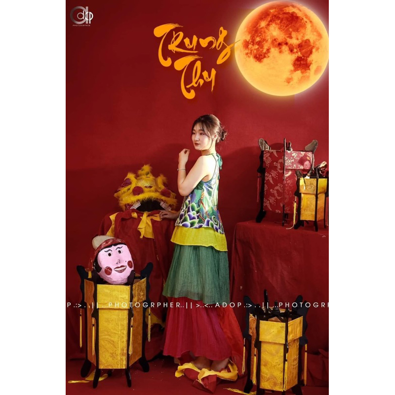 Set yếm chân váy tầng