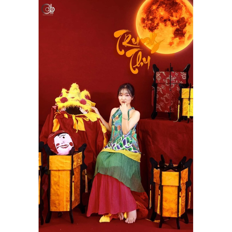 Set yếm chân váy tầng