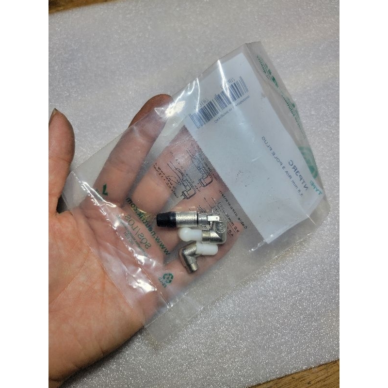 Jack neutrik 3.5 L  hàng chính hãng NTP3RC