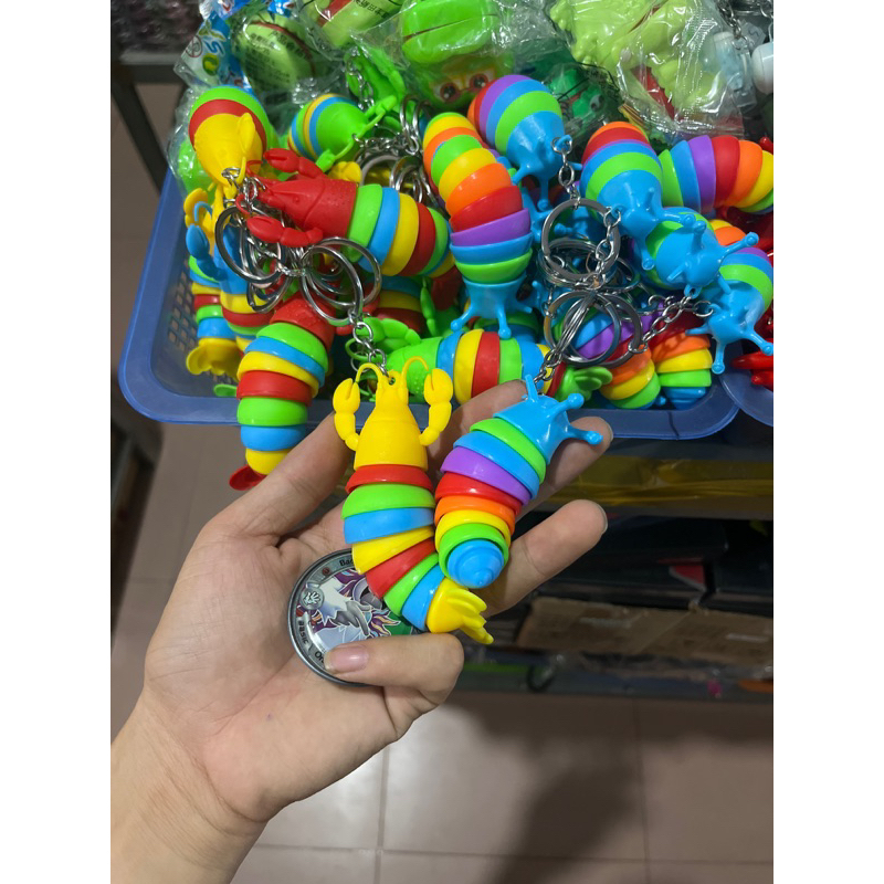 móc chìa khoá con sâu