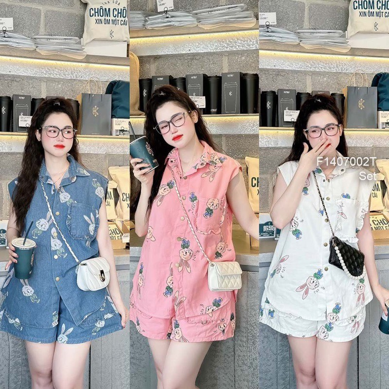 Set Jean Kaki Hoạ Tiết Áo Cổ Bẻ Chòm Vai Vạt Tôm Quần Short Dễ Thương