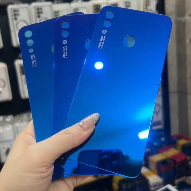 Nắp lưng bằng kính huawei Nova 3i