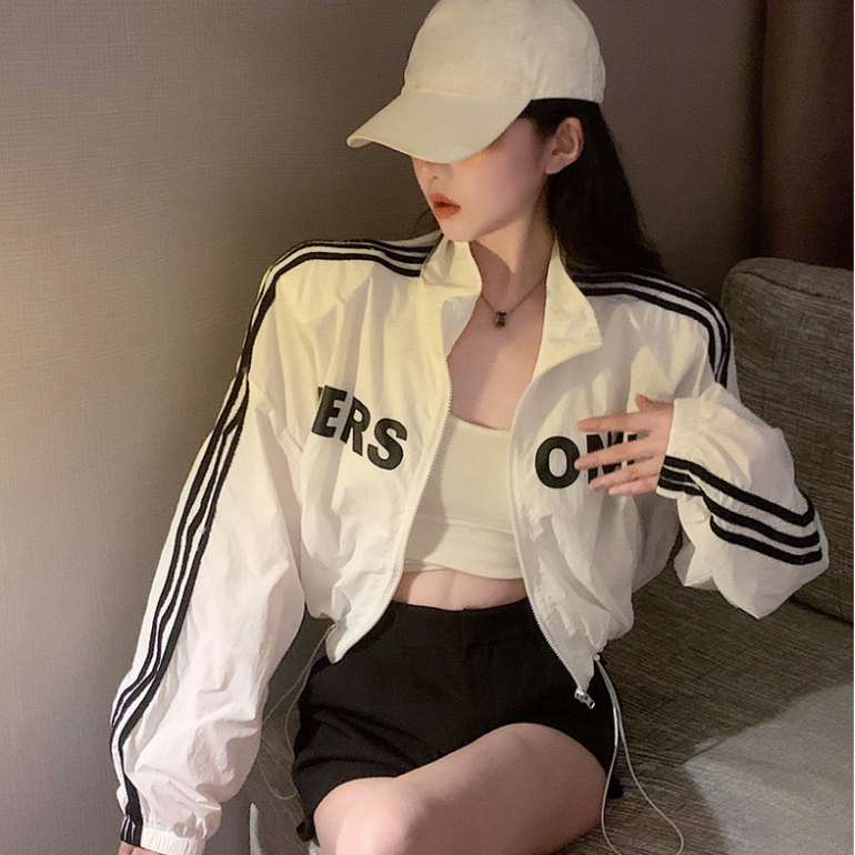 Áo khoác croptop gió dù nữ chất gió nhăn 2 lớp bên trong lót gió lụa SHINE CLOTHES,Áo khoác gió chữ PERS sọc bo tay rút