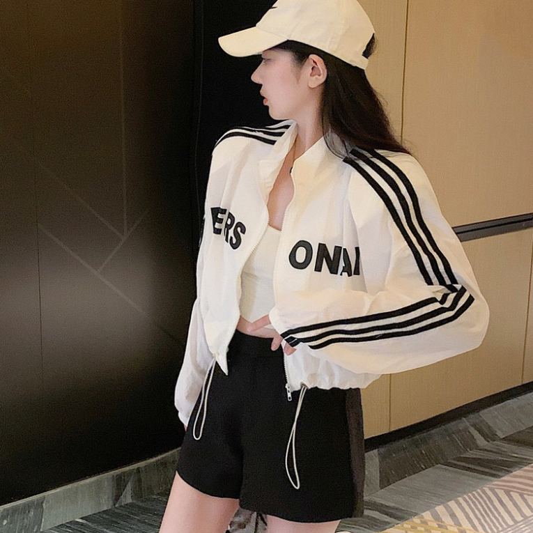 Áo khoác croptop gió dù nữ chất gió nhăn 2 lớp bên trong lót gió lụa SHINE CLOTHES,Áo khoác gió chữ PERS sọc bo tay rút
